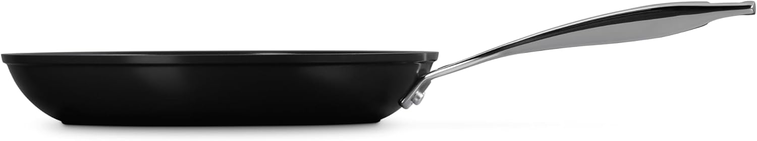 Le Creuset Essential Non-Stick Ceramic Shallow Frying Pan, 10'