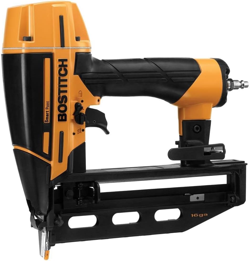 Bostitch 2.5-in X 16-Gauge Clip Head Finishing Pneumatic Nail Gun