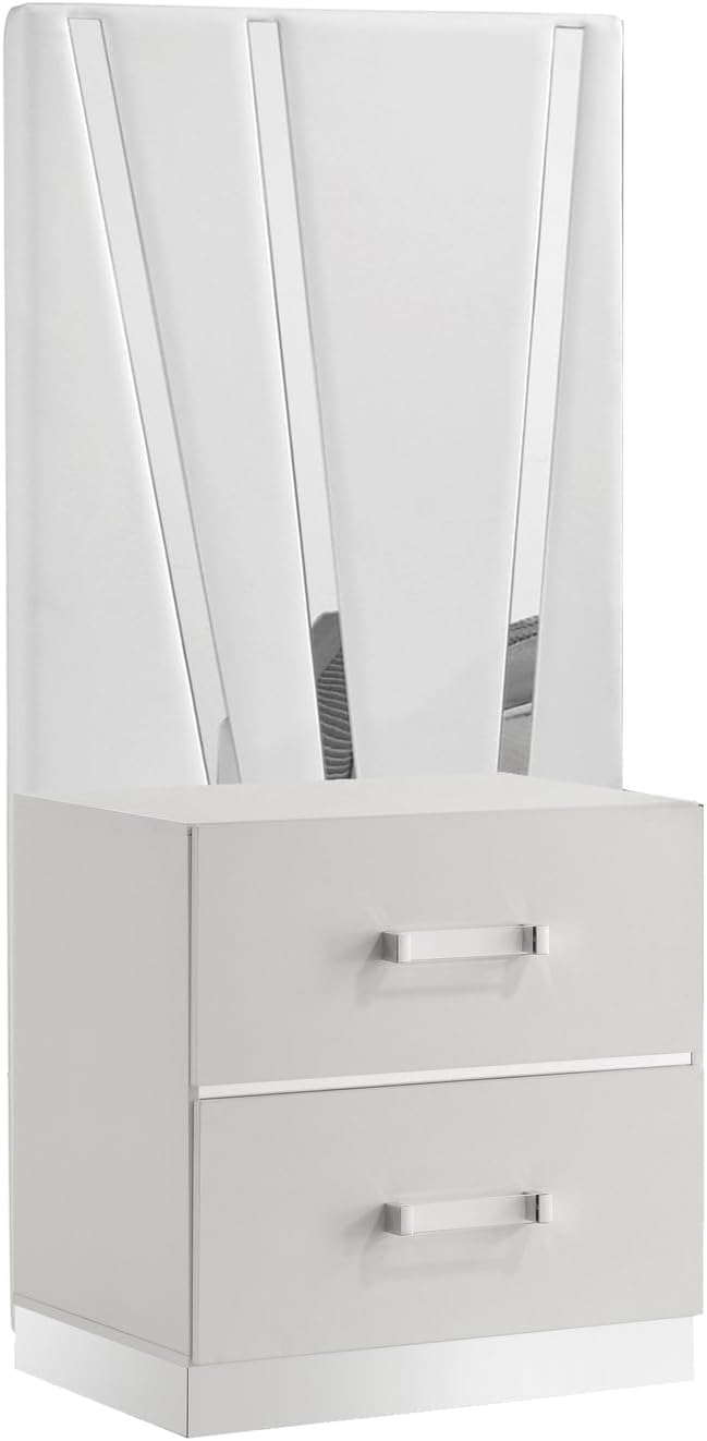 New Classic Furniture Europa Wood Bedroom Set with King Bed and 2 Nightstands w/Panels, White