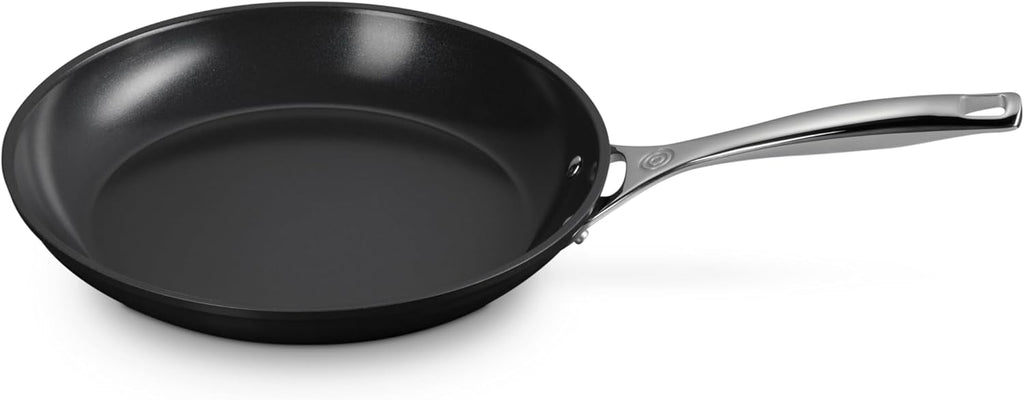 Le Creuset Essential Non-Stick Ceramic Shallow Frying Pan, 11'