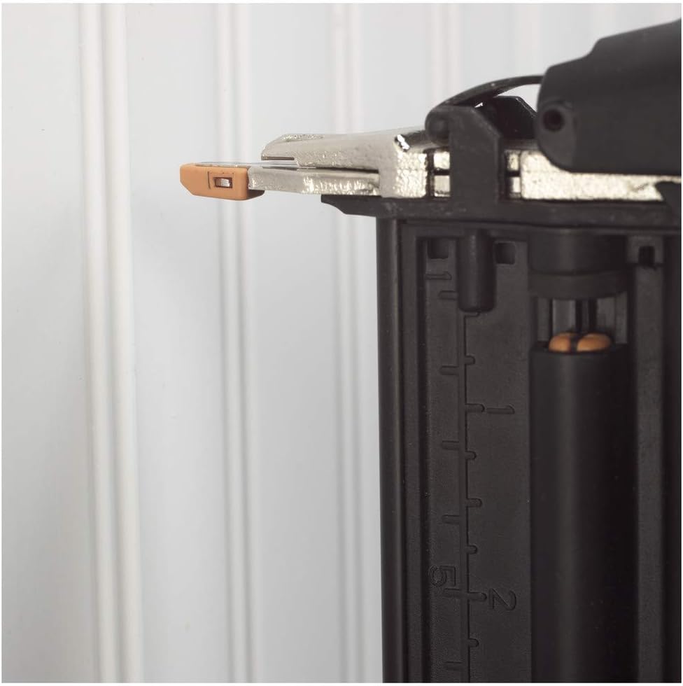BOSTITCH U/BTFP12233 Smart Point 18 gauge Brad Nailer (Renewed)
