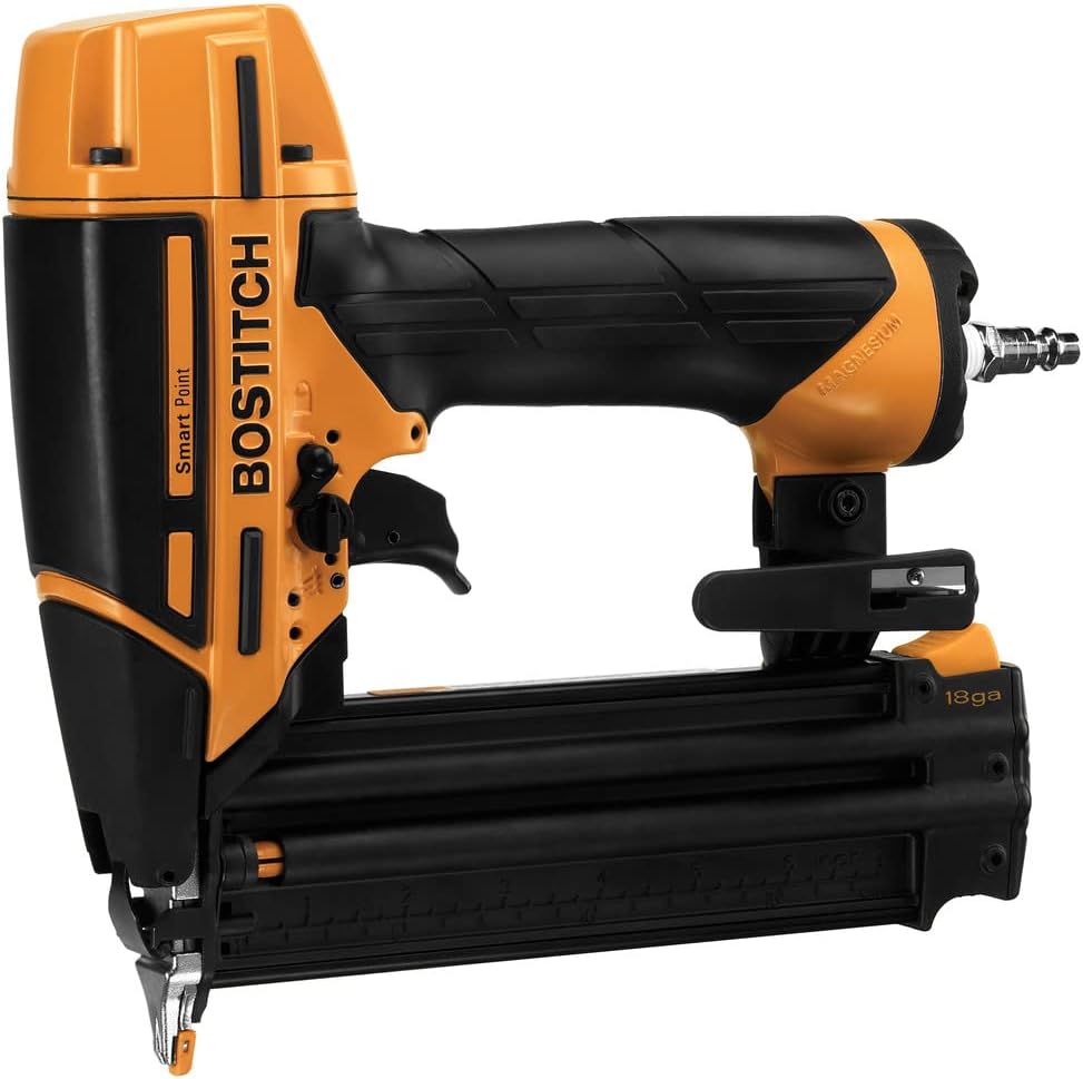 BOSTITCH U/BTFP12233 Smart Point 18 gauge Brad Nailer (Renewed)