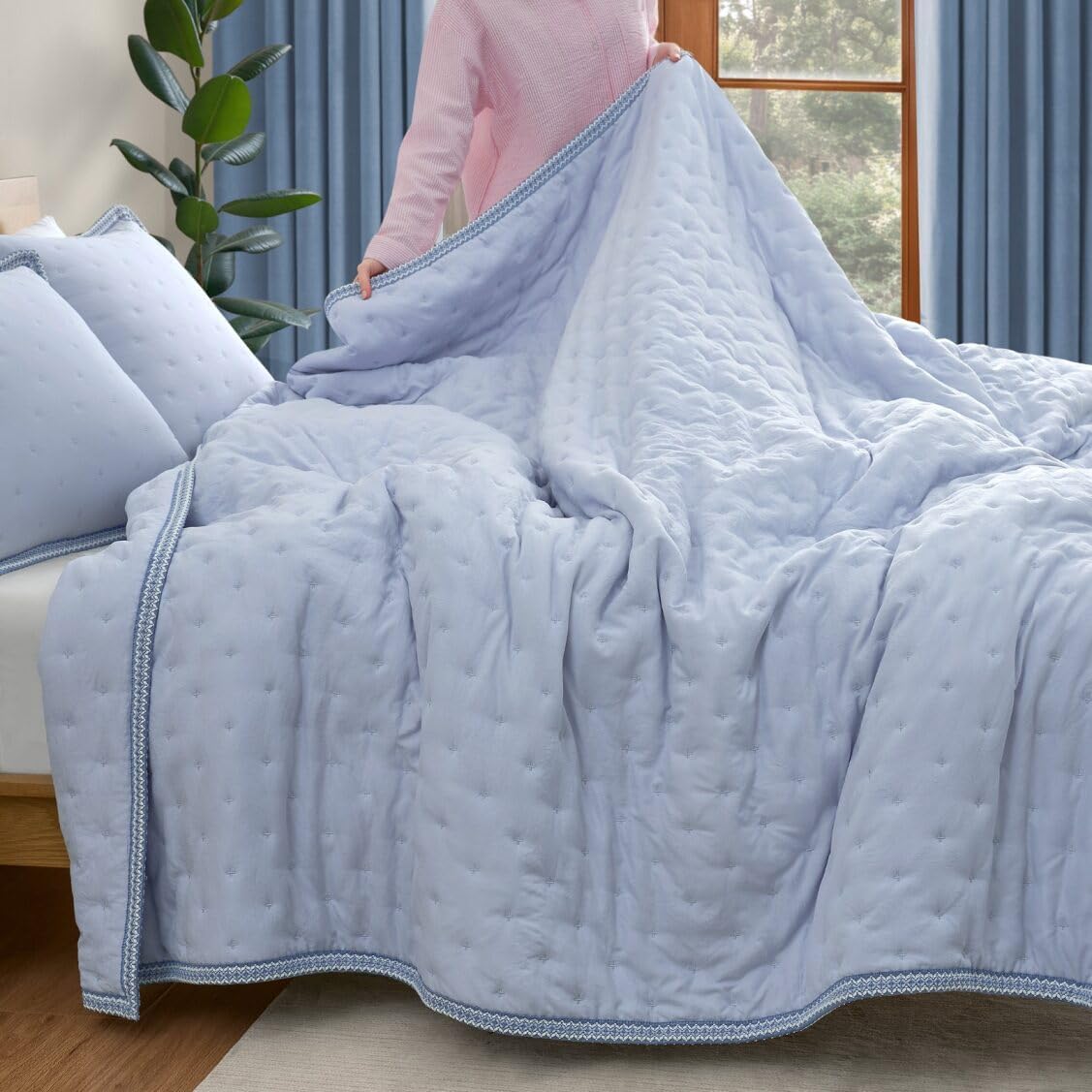UGG Braid Twin/Twin XL Quilt Set– 2 Piece Twin Quilt Bedding Set with Pillow Sham, Soft Lightweight Bedspread Coverlet for Dorms & Bedroom, Lavender Misty Wisteria (Devon)