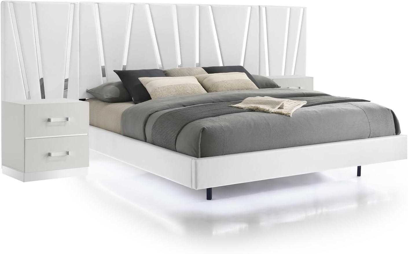 New Classic Furniture Europa Wood Bedroom Set with King Bed and 2 Nightstands w/Panels, White
