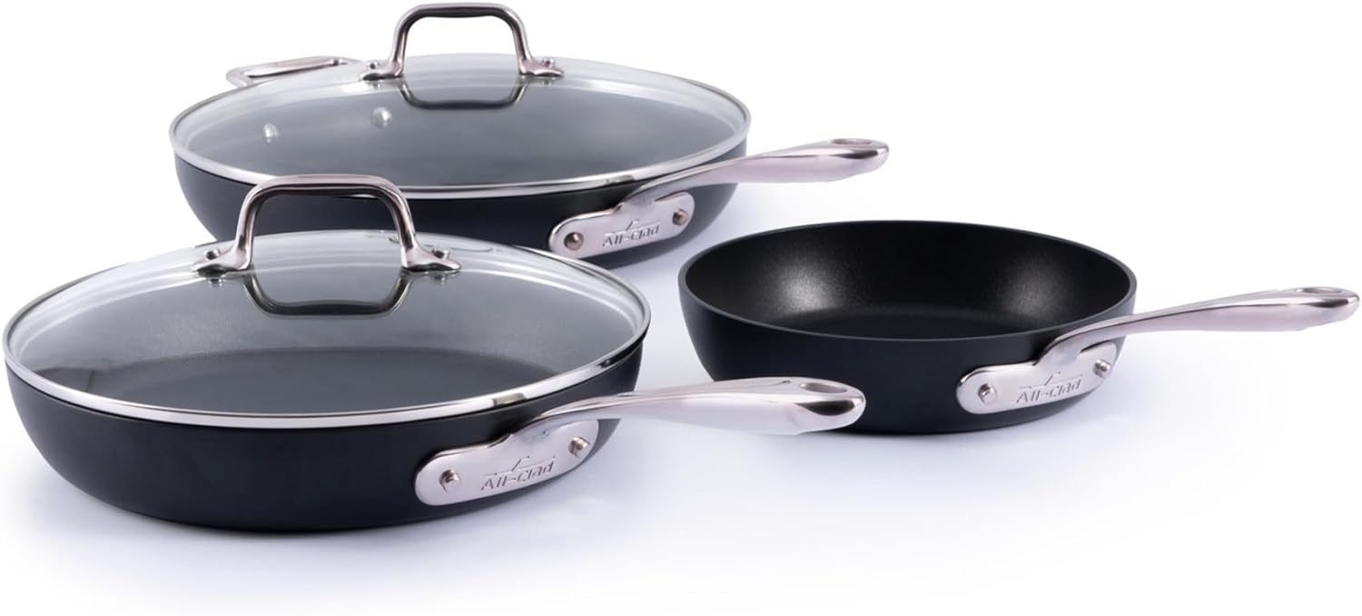 All-Clad HA1 Expert Hard Anodized NonstickFrying Pans Skillets Set with Lids (8', 10' & 12') Dishwasher-Safe, Oven-Safe Up to 500°F Compatible with All Stovetops (Gas, Electric & Induction) - Black