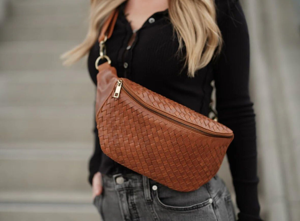 ROMFRE HALEIWA Cowhide Leather Sling Bag Crossbody,Removable Strap Main Compartment,Interior Zip Pocket 4 Slots Rear Pocket