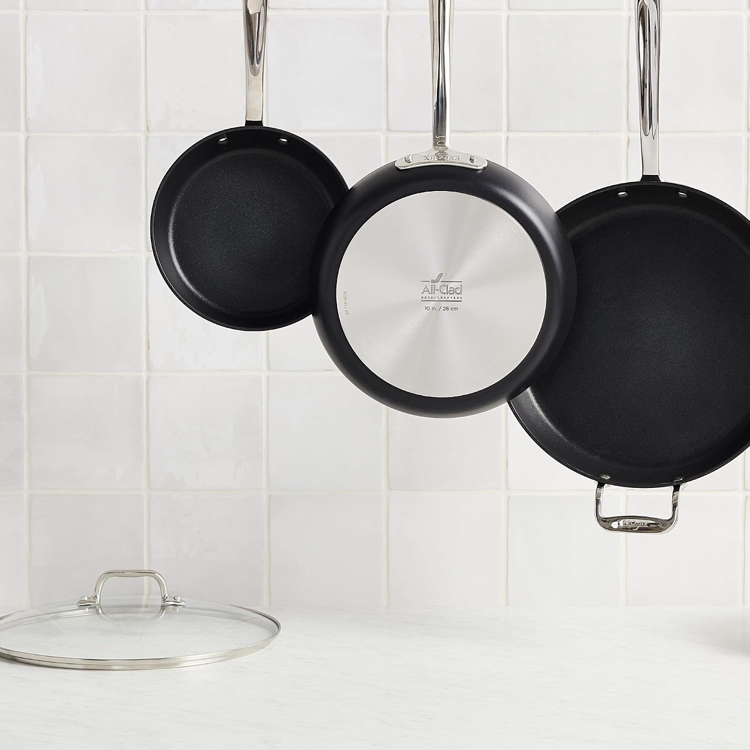 All-Clad HA1 Expert Hard Anodized NonstickFrying Pans Skillets Set with Lids (8', 10' & 12') Dishwasher-Safe, Oven-Safe Up to 500°F Compatible with All Stovetops (Gas, Electric & Induction) - Black