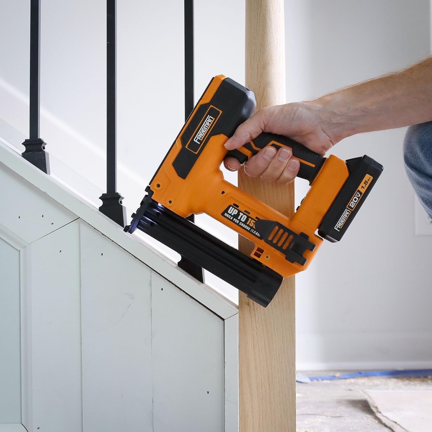 Freeman F20 20V Cordless 2-in-1 18-Gauge Nailer/Stapler | 1-1/4' Nails & Staples | 1500 Shots per Charge | Includes Battery, Charger & 400 Fasteners | PE20VBR9032