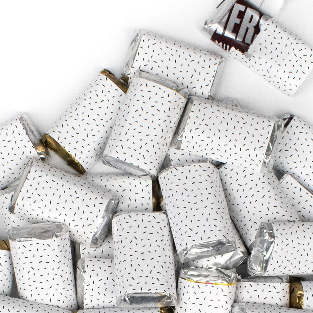 White Deluxe Bulk Candy Buffet Mix Including Chocolates, Jelly Beans, Gummies, Lollipops & More Assorted Treats - Ideal For Dessert Tables And Party Displays (11.8lbs)