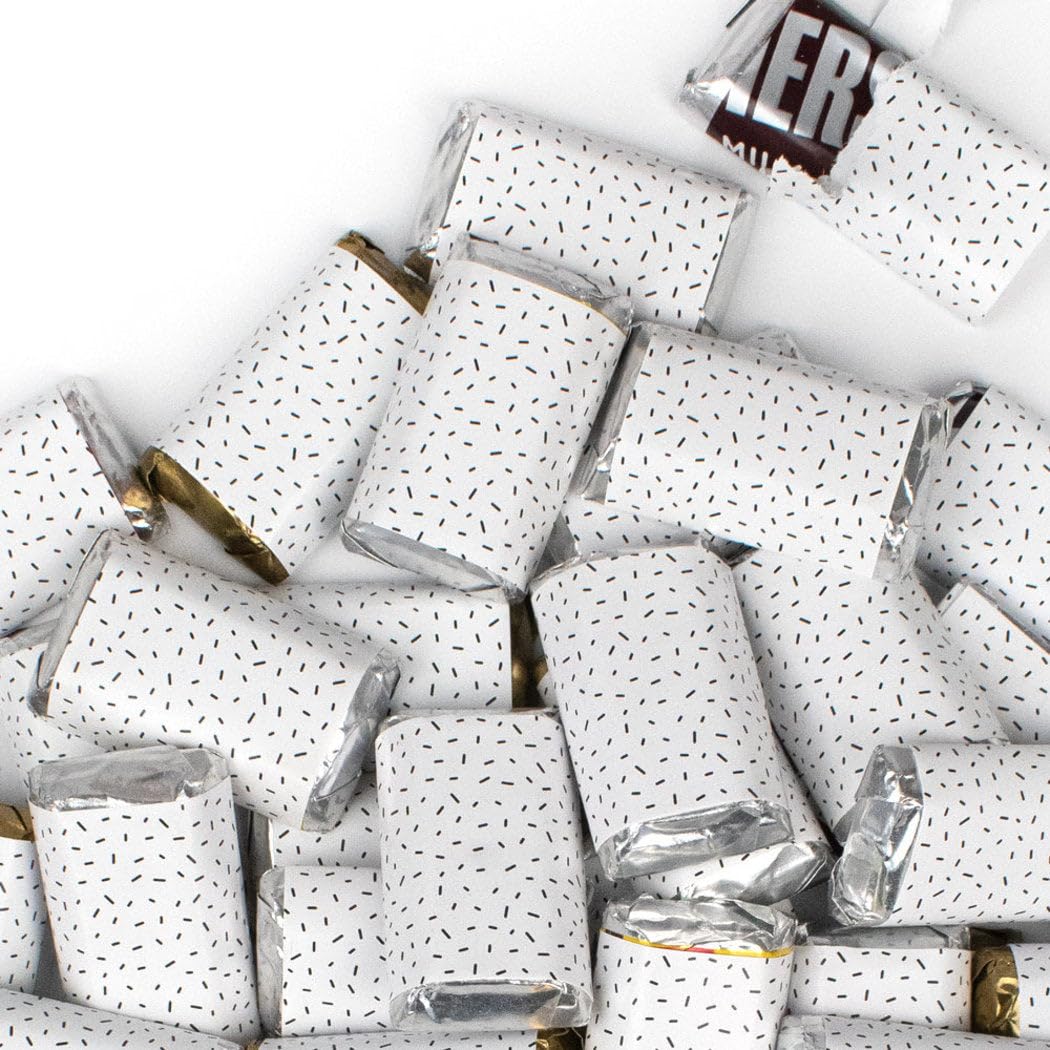 White Deluxe Bulk Candy Buffet Mix Including Chocolates, Jelly Beans, Gummies, Lollipops & More Assorted Treats - Ideal For Dessert Tables And Party Displays (11.8lbs)