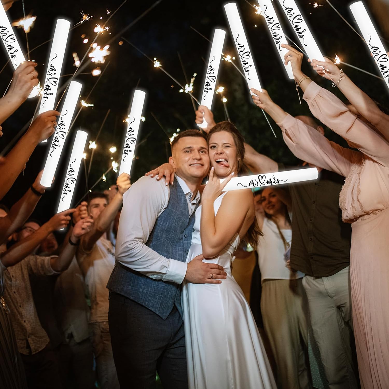 150pcs White Foam Glow Sticks Bulk for Wedding Reception Light up Foam Sticks LED Light Sticks Wedding Wand (150)
