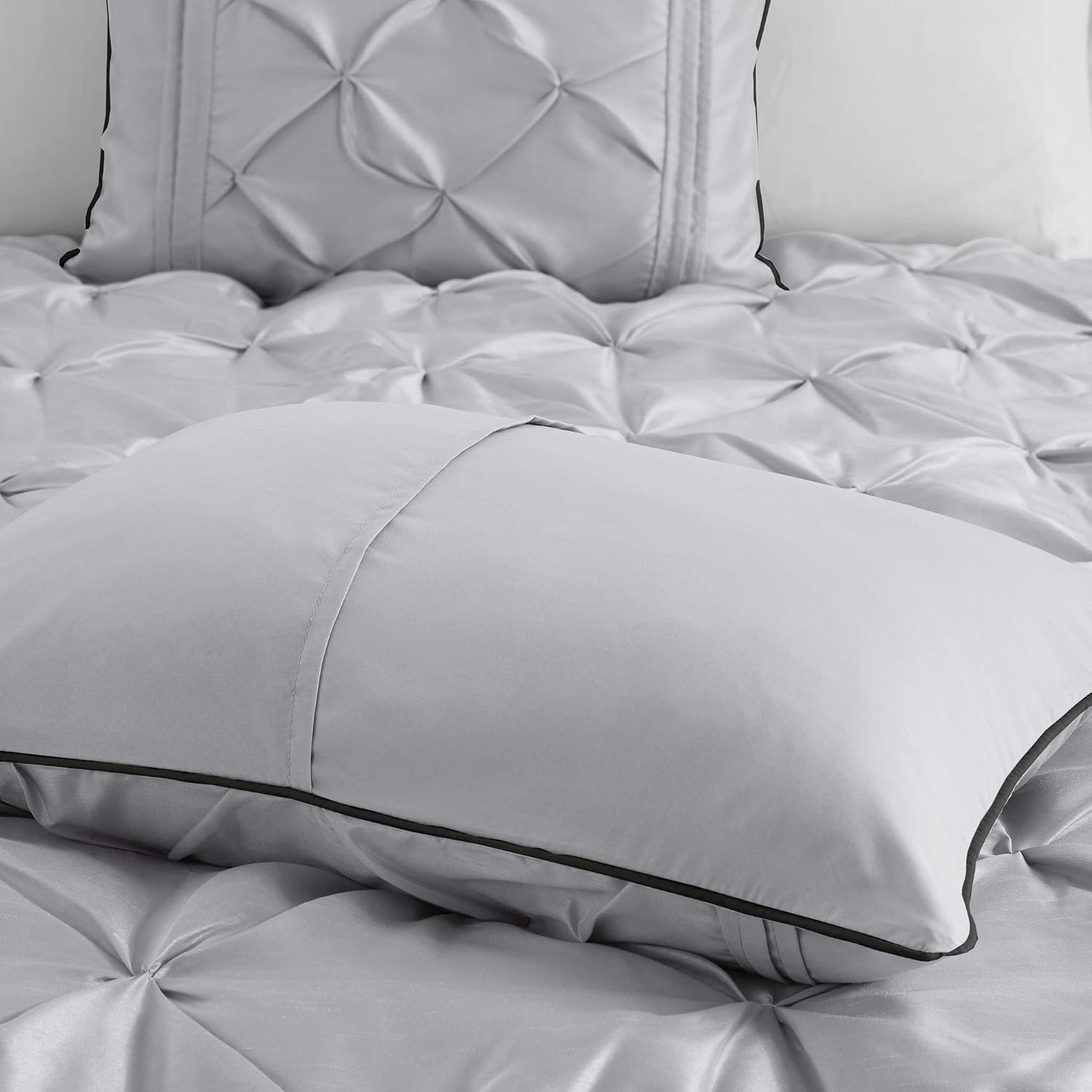 Madison Park Laurel Cozy Comforter Set - Traditional Tufted Faux Silk Design, All Season Down Alternative Bedding with Matching Shams, Decorative Pillow, Grey Cal King(104'x92') 7 Piece