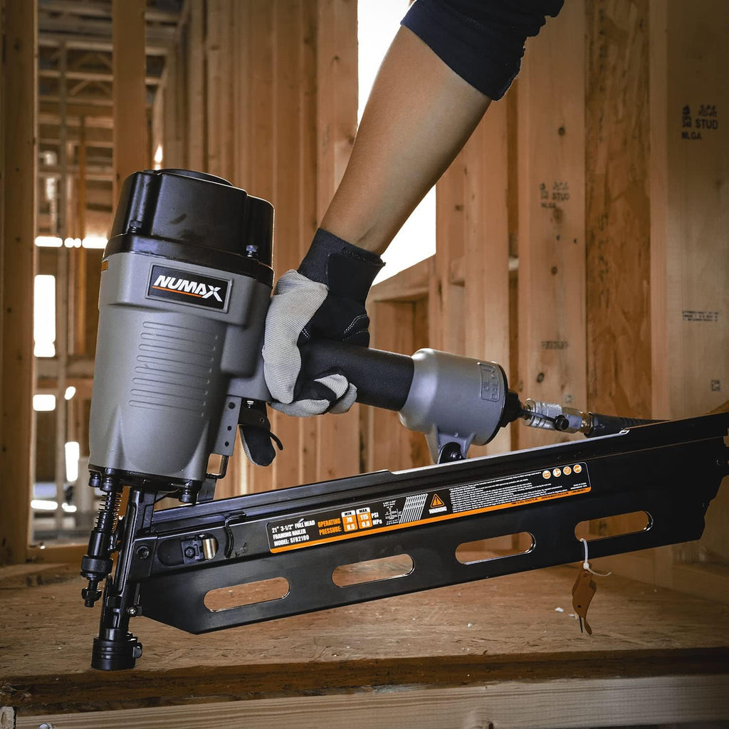 NuMax SFR2190WN Pneumatic 21 Degree 3-1/2' Full Round Head Framing Nailer with Nails (500 Count)