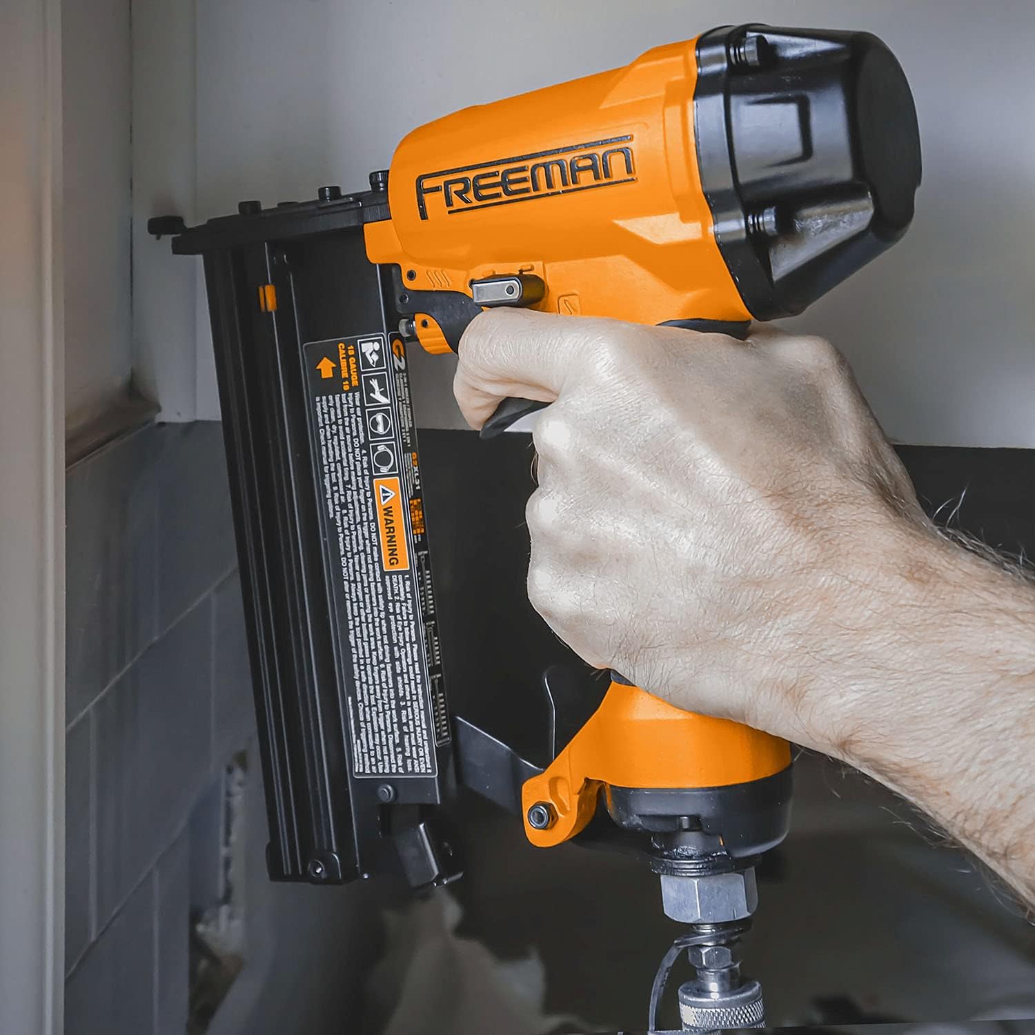 Freeman G2XL31 2nd Generation Pneumatic 3-in-1 16 and 18 Gauge 2' Finish Nailer/Stapler with Adjustable Metal Belt Hook and 1/4' NPT Air Connector