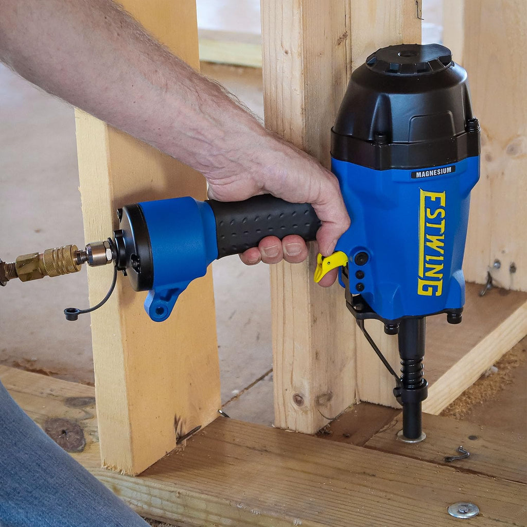 Estwing ESSCP Pneumatic 3' Single Pin Concrete Nailer with 1/4' NPT Industrial Swivel Fitting and Bag