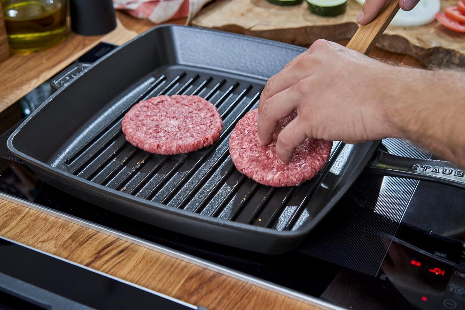 Staub American Grill Pan Cast Iron Suitable for Induction Cookers 26 cm Black