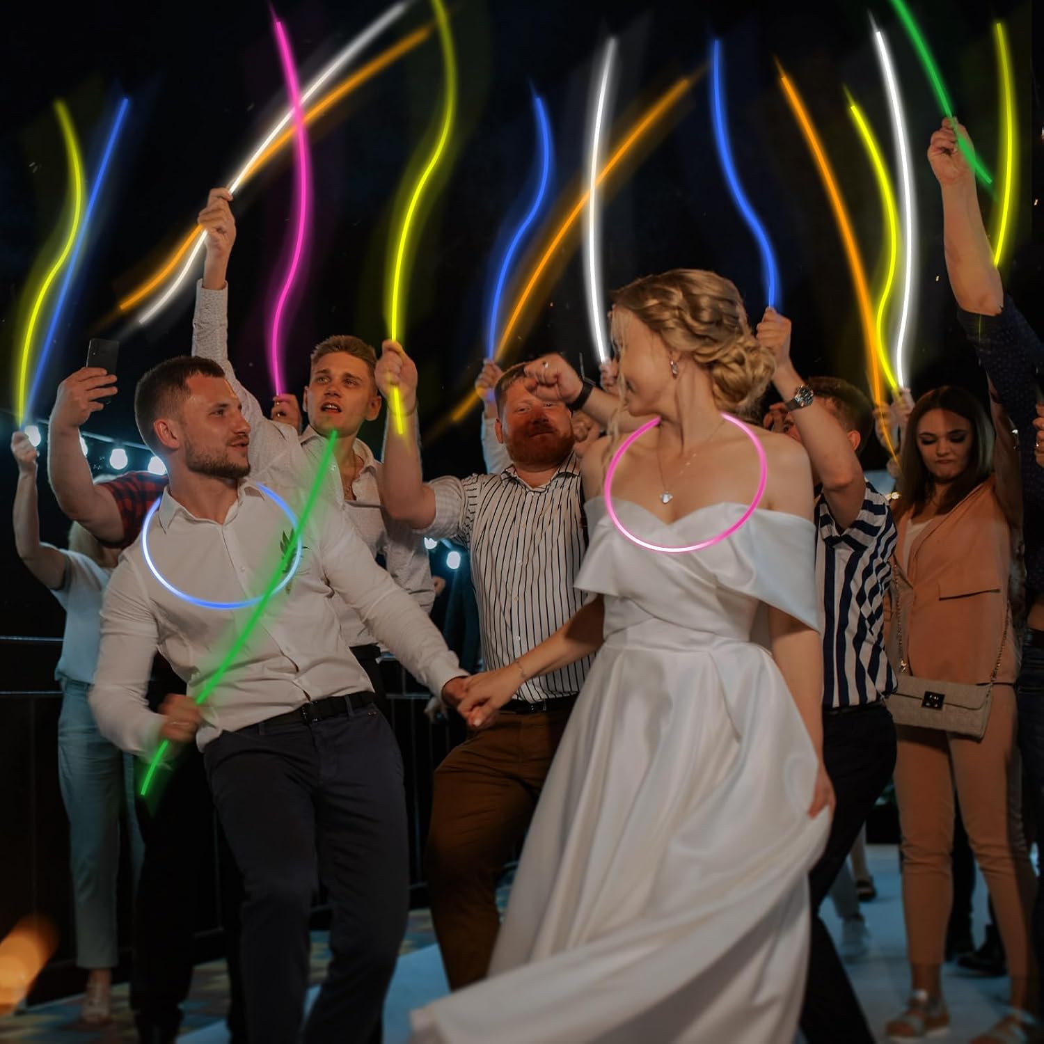 Deekin 22 Inch Glow Necklaces Sticks Bulk Light up with Connectors Party Neon Glow in the Dark for Carnival Birthday Festivals Raves Wedding Favors