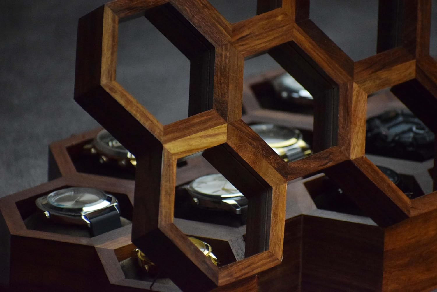 Extra Large Superior Rosewood Honeycomb Watch Box Display Case Holder Collector Organizer for Men, Men's Vintage Watch Storage Box to Store and Keep your Watches Safe and Sophisticated.
