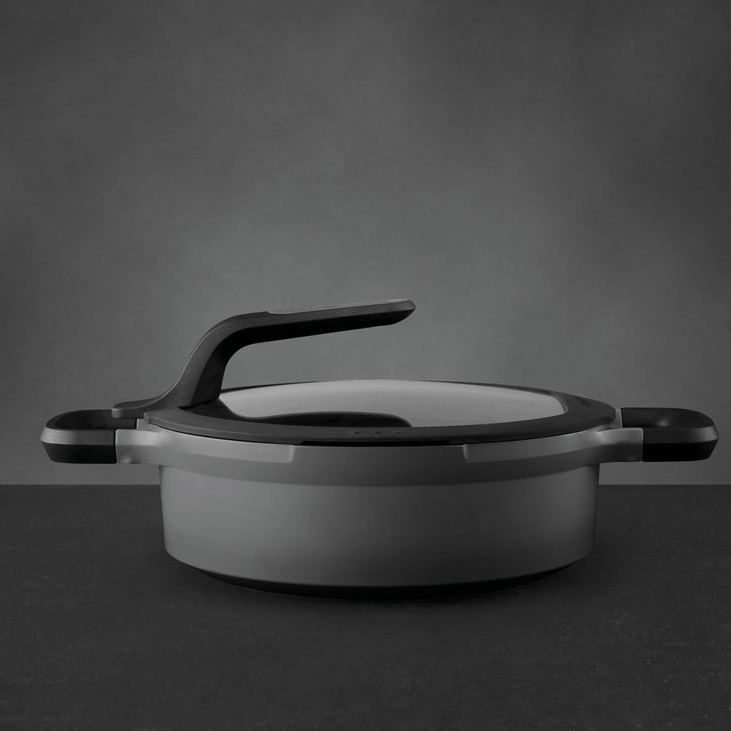 BergHOFF GEM Non-stick 2-Handle Sauté Pan 10' 3.5qt., Glass Lid, Ferno-Green, Non-Toxic Coating, Stay-cool Handle, Induction Cooktop Ready