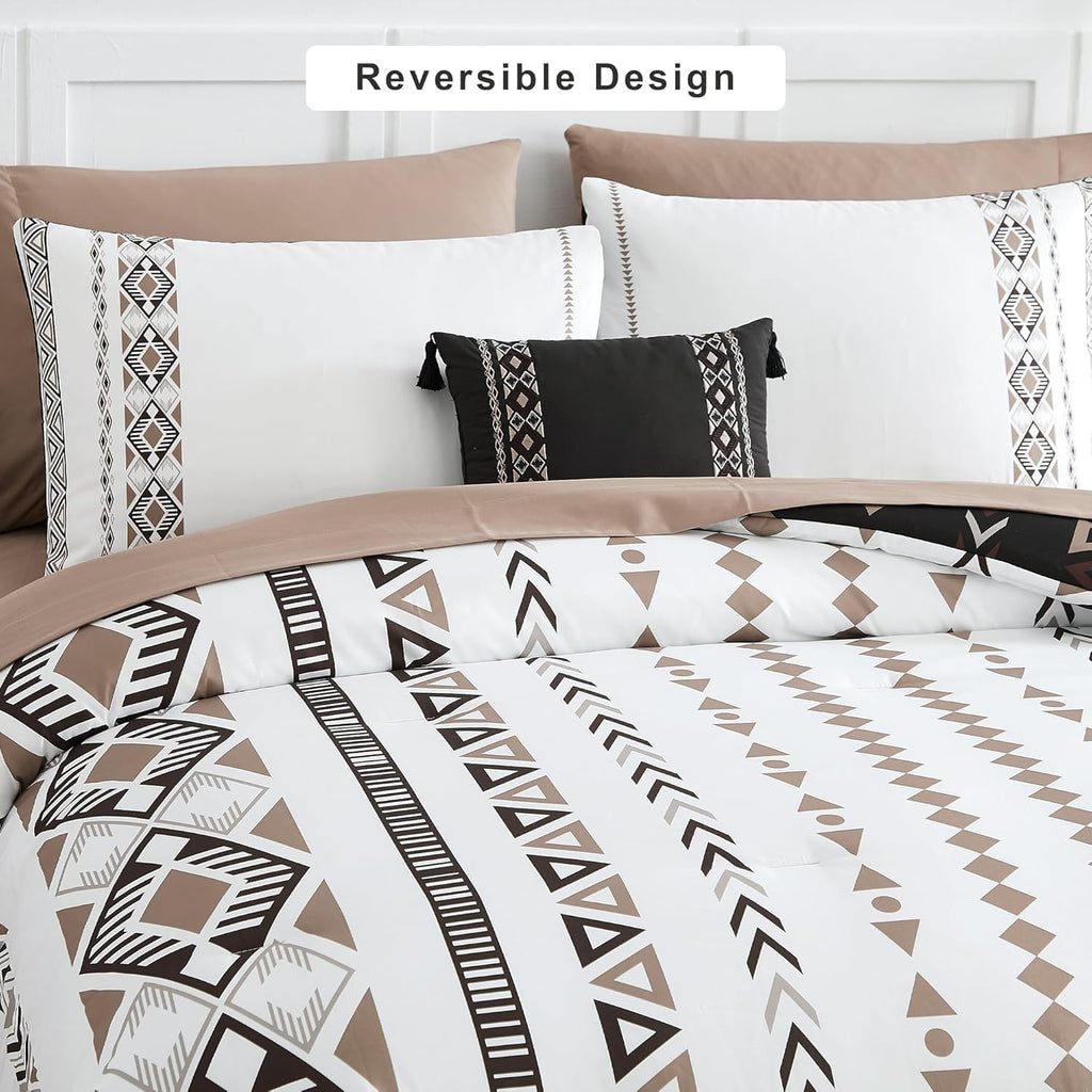 Geniospin Super King Plus Size Comforter Set- 7 Pieces Boho Bed in a Bag, Western Bedding Set for All Seasons, Reversible Aztec Bedding, Lightweight Comforter Bed Set with Sheets, Pillowcases & Shams