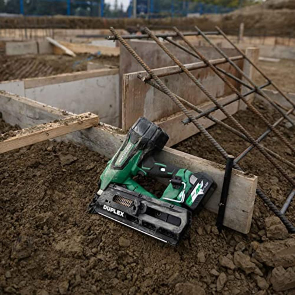 Metabo HPT 36V MultiVolt Cordless Forming Nailer, 3-1/2 Inch Duplex/Double Headed Fasteners, Power Tool with 2.5Ah Lithium Ion Battery, Drives 900 Nails per Charge, NR3675DD
