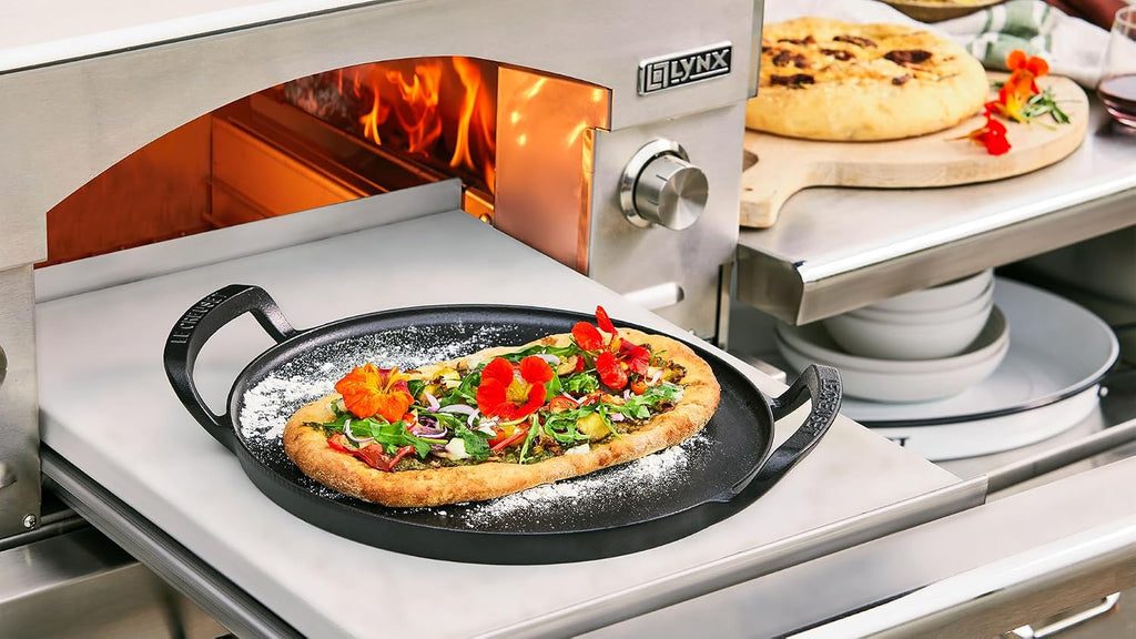 Le Creuset Alpine Outdoor Collection Enameled Cast Iron Pizza Pan, 15'