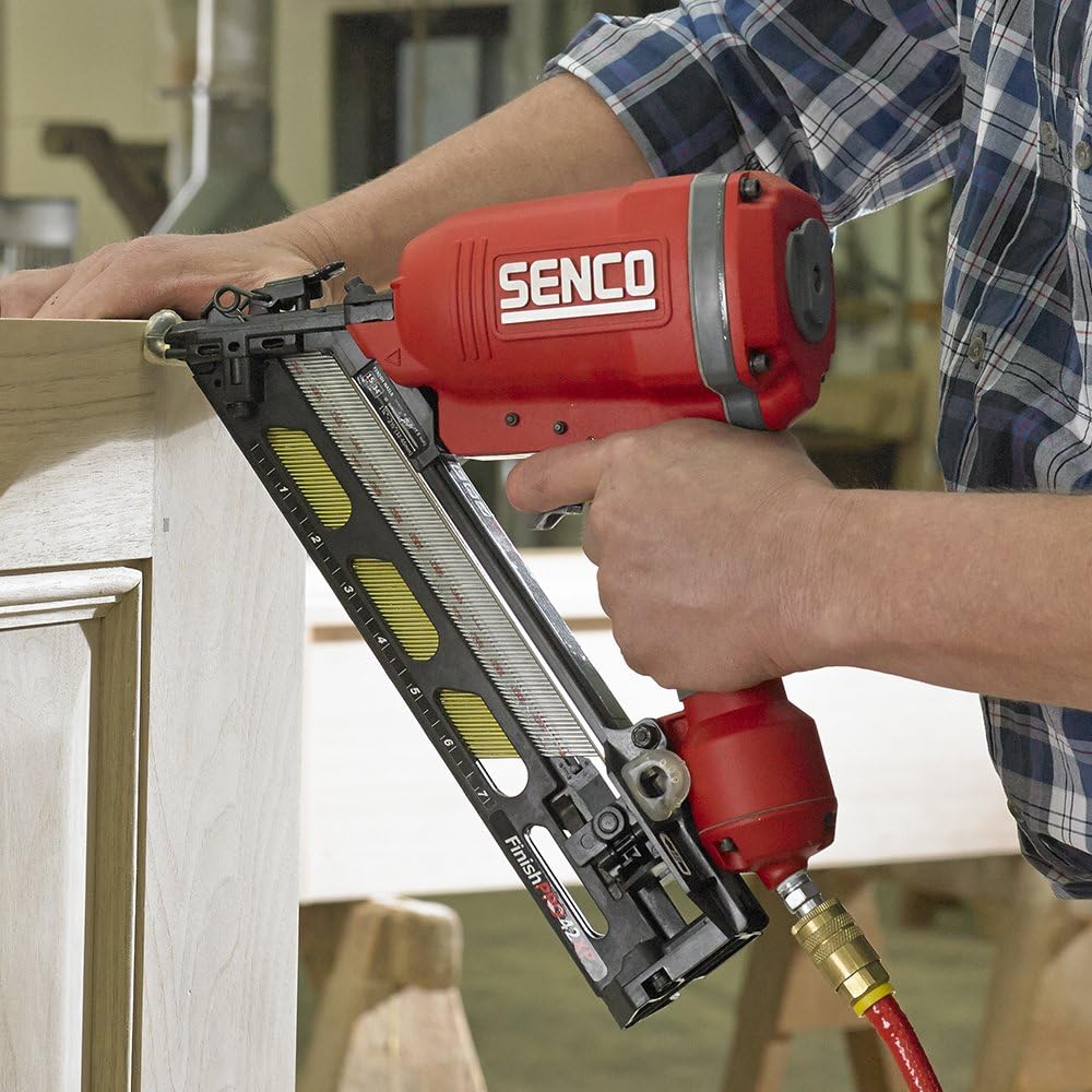 SENCO 4G0001N FinishPro 42XP 15 Gauge 1-1/4' To 2-1/2' Pneumatic, Air Compressor Finish Nailer