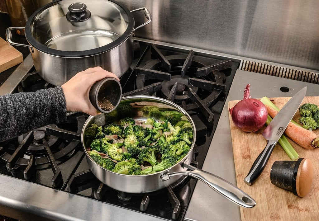 Black Cube Quick Release Cookware Sauté Pan with Lid, 9.5-Inch/3 Quart