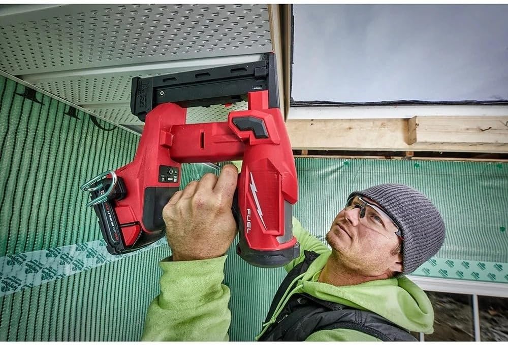 New 2749-20 Compact Power Brad Nailers for Milwaukee M18 Fuel 18V 18-Gauge 1/4' Brushless Narrow Crown Stapler - Bare Tool