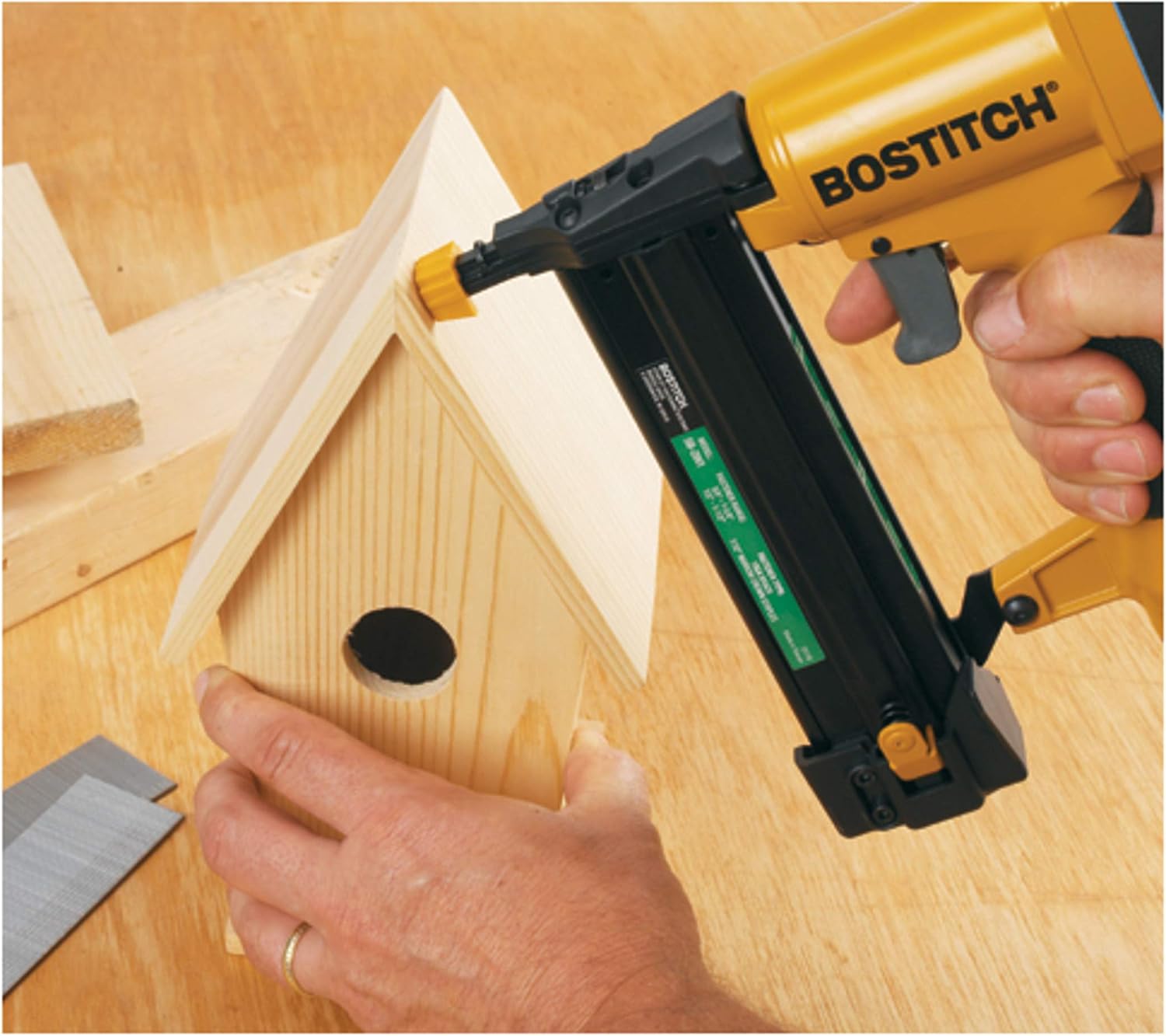 BOSTITCH Brad Nailer 18 Gauge/Narrow Crown Stapler, 2-in-1 (SB-2IN1)