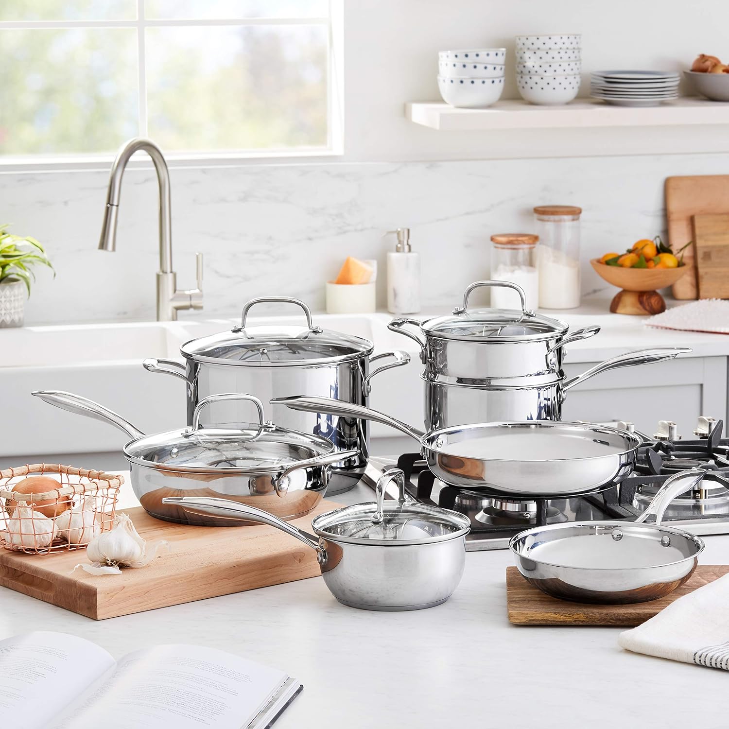 Amazon Basics Stainless Steel Cookware 11-Piece Set, Oven Safe, Induction-Ready, Even Heating, Non Toxic, Stay-Cool Handles, Pots and Pans, All Stovetops, Glass Lids, Silver