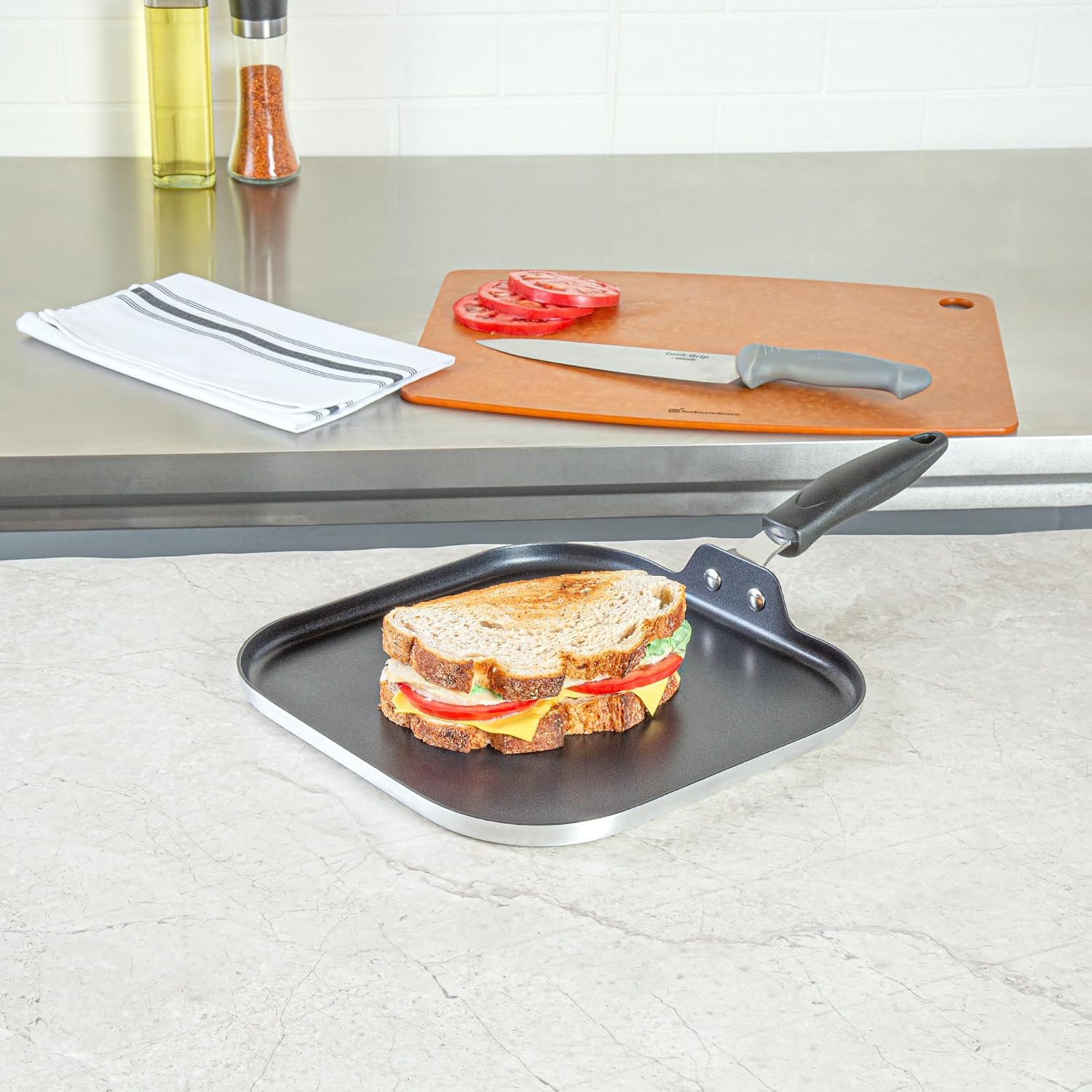 Restaurantware Nonstick Griddle Pan - 10 Count 11 x 11 Inch Aluminum Nonstick Frying Griddle With Bakelite Handle - Square Frying Pan With Even Heating - Black Cooking Surface For Home Kitchens