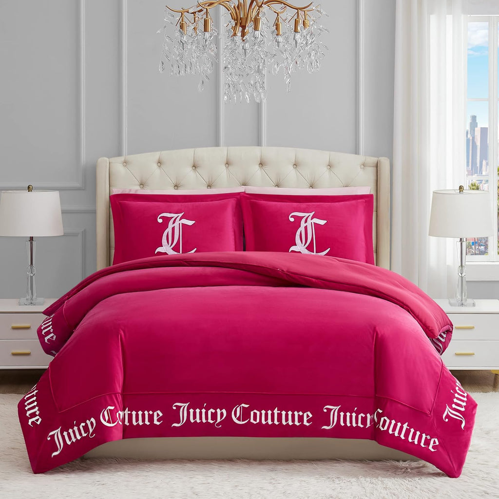 Juicy Couture - Comforter Set - Gothic Design Bedding - King - 3 Piece Set Includes (1) 108' x 92' Comforter and (2) 20' x 36' Shams - Wrinkle Resistant - Premium Bedroom Decor - Hot Pink