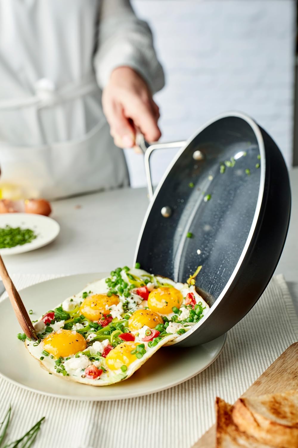 Demeyere AluPro 5, Ceramic 12-inch Aluminum Nonstick Fry Pan, Ceramic Nonstick Coating, Lightweight Construction, Compatible with all Cooking Surfaces