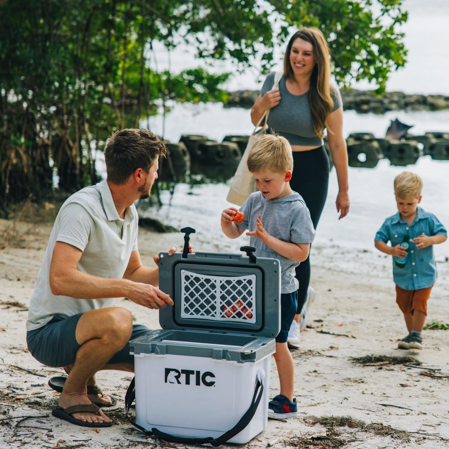 RTIC Ultra-Light Hard Cooler Insulated Portable Ice Chest Box for Drink, Beverage, Beach, Camping, Picnic, Fishing, Boat, Barbecue, 30% Lighter Than Rotomolded Coolers