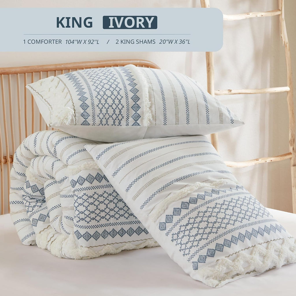 Ink+Ivy King Comforter Set, Boho Comforters, Breathable Cotton Bed Set, All Season Modern Chenille Tufted Comforter with Farmhouse Bedding Flare, Gifts for Woman, White/Navy 3 Piece