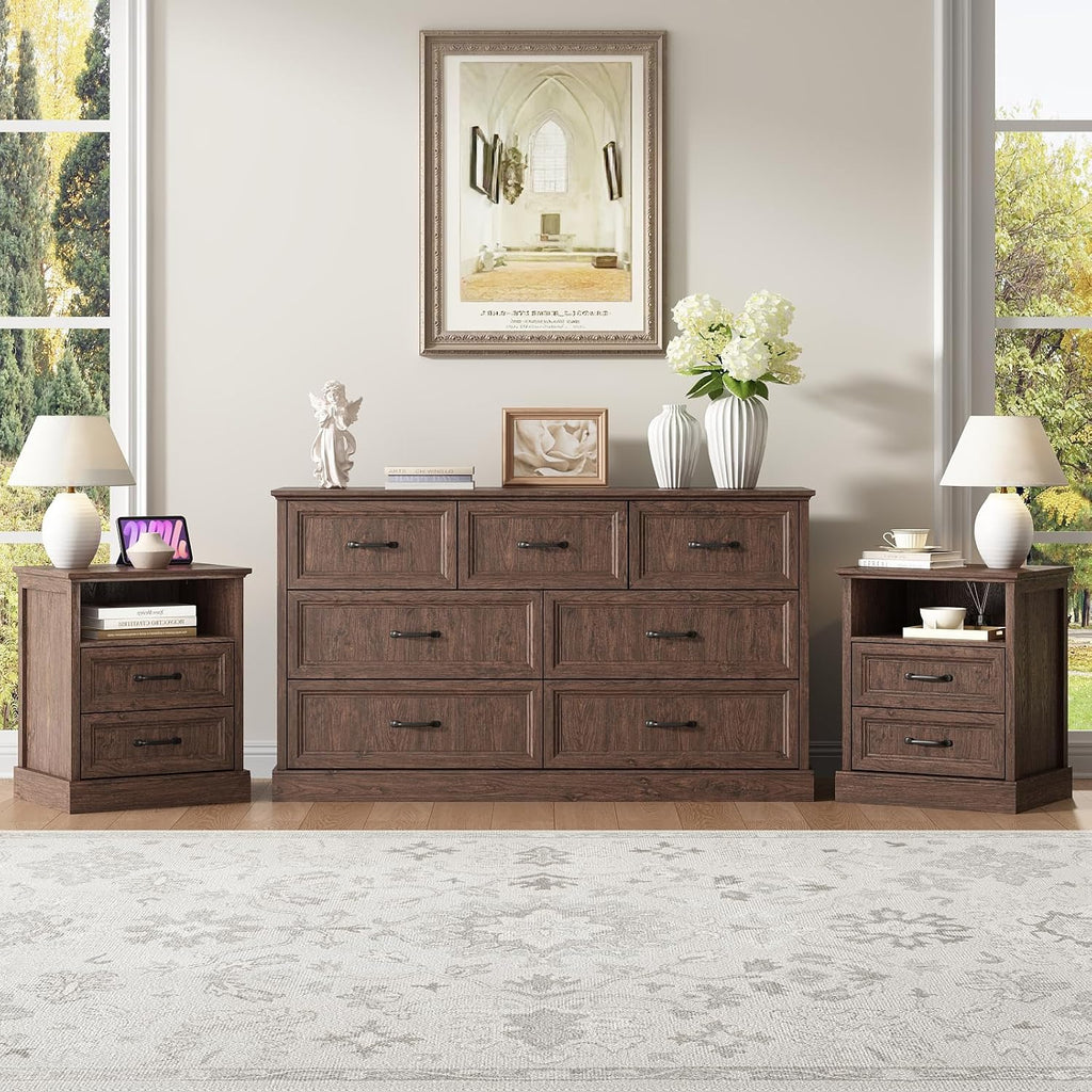 CARPETNAL Farmhouse Dresser and Nightstand Sets for Bedroom, 3 Pcs Bedroom Set, 7 Drawer Dresser & Nightstand Set of 2, Modern Wood Chest of Drawers for Bedroom, Living Room, Entryway, Brown