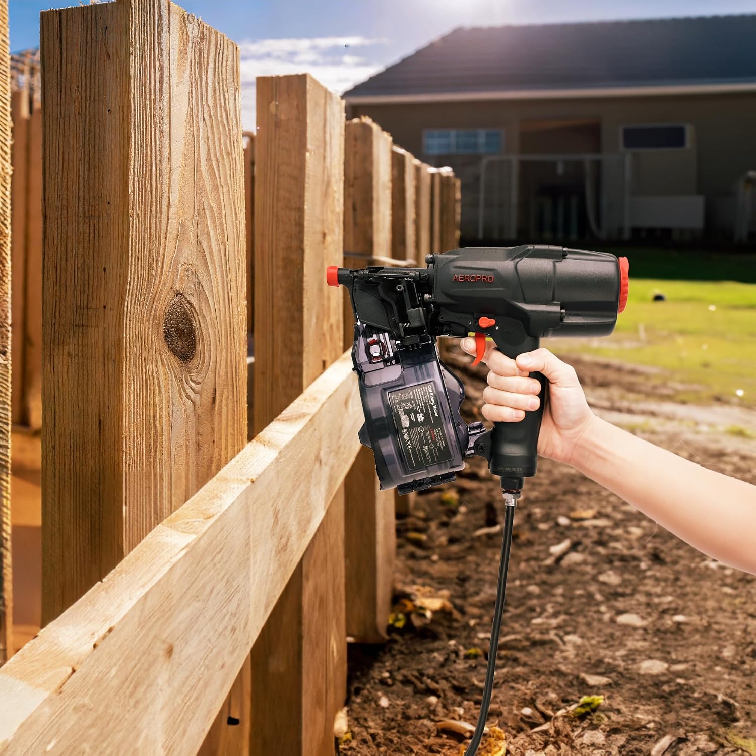 AeroPro CN65R 15 Degree 1-1/2″ to 2-1/2″ Pneumatic Coil Siding Nailer with Tool-less Depth Adjustment and Side Load, Tilt Bottom Magazine