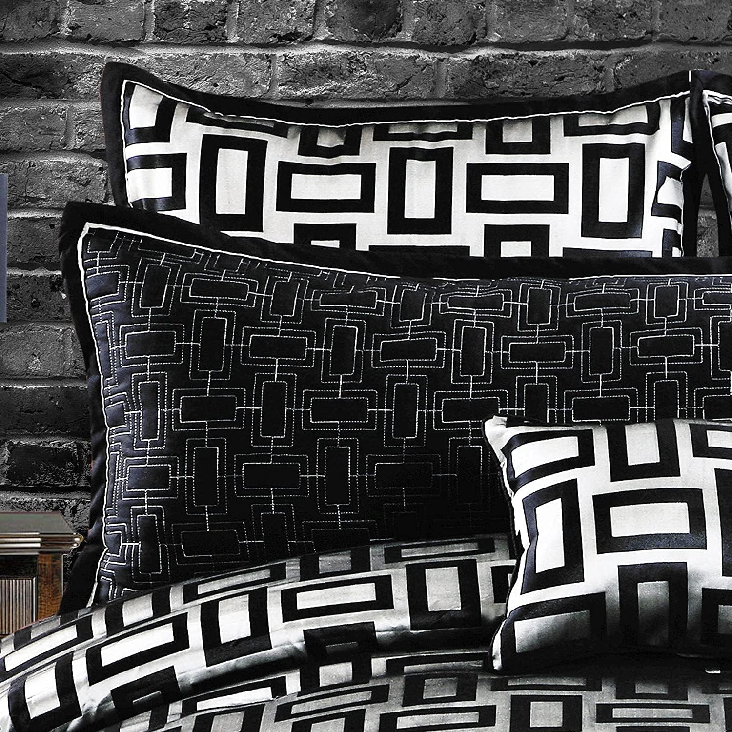 Riverbrook Home Elegant Collection Comforter Set, King, Kacy - Graphite/Black, 5-Piece Set