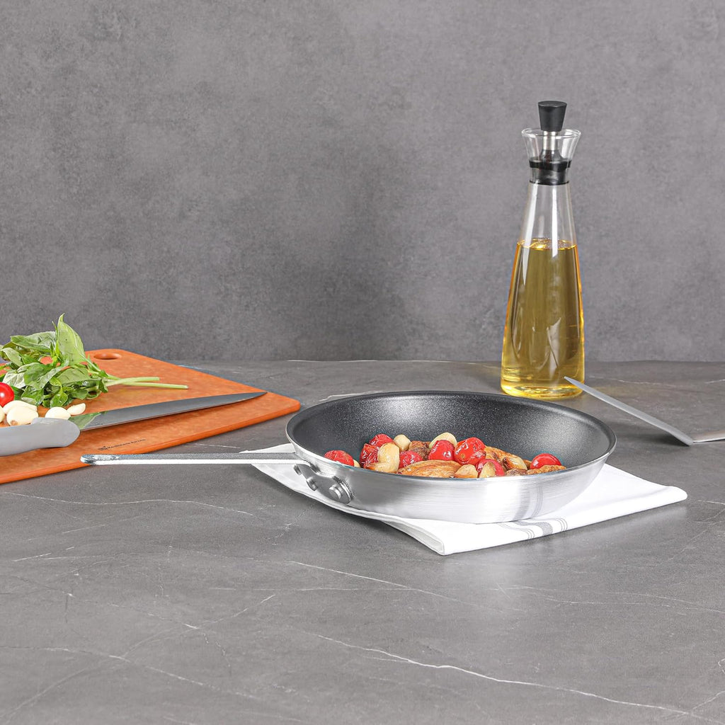Restaurantware-Met Lux 10 Inch Fry Pans, Set Of 6 No-Stick Frying Pans - Induction-Ready, Triple-Riveted, Black Aluminum Cooking Skillets, Durable, For Searing, Sautéing, And Browning Food