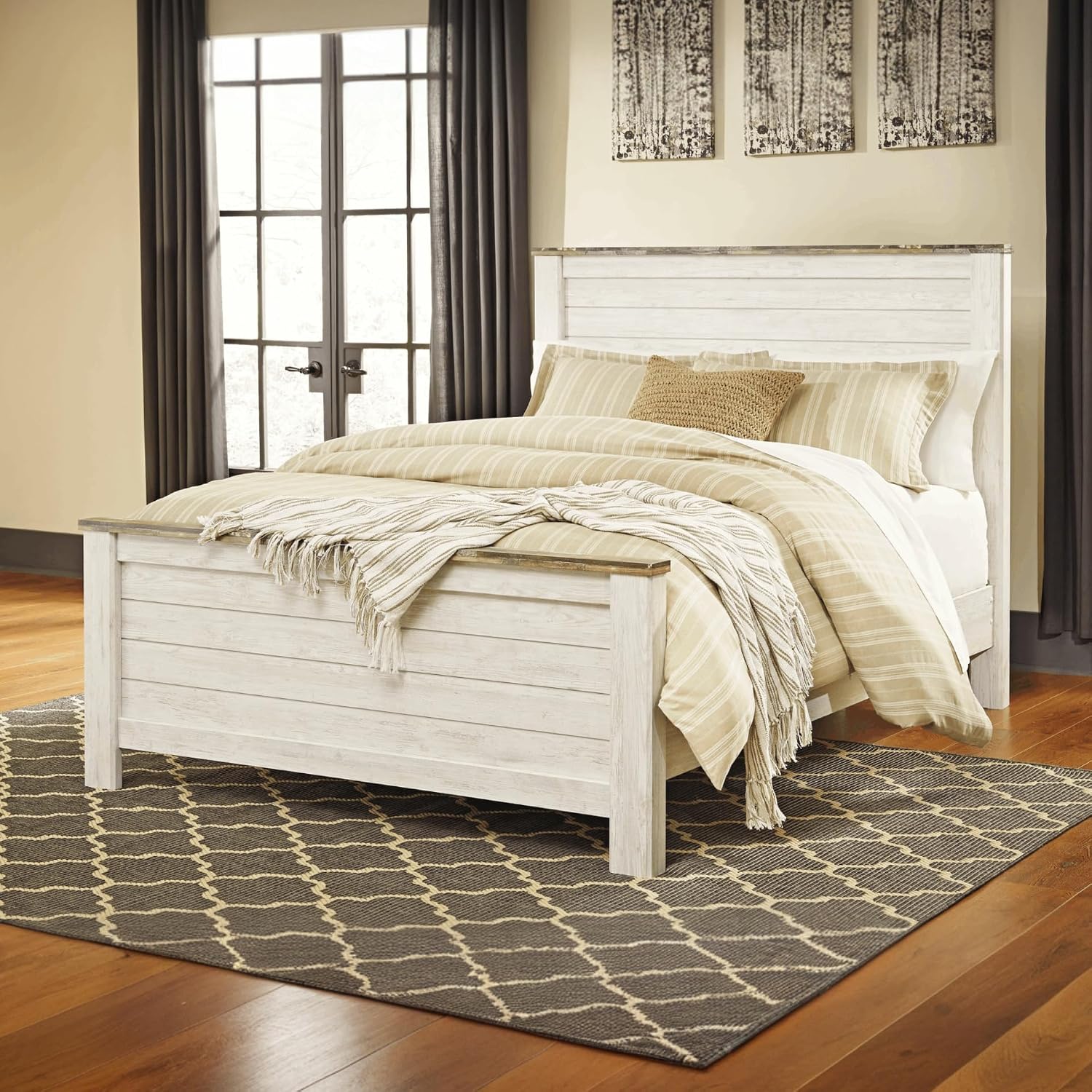 Signature Design by Ashley Willowton Shabby Chic Queen Panel Bed with Metal Slats, Foundation or Box Spring Needed, Whitewash