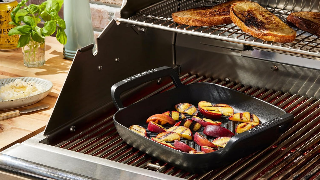 Le Creuset Alpine Outdoor Collection Enameled Cast Iron Square Grill Pan, 10.25'