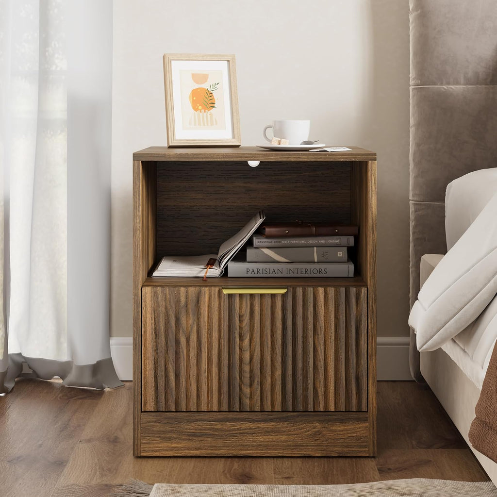 3-Piece Modern Bedroom Furniture Set, Wide 6-Drawer Dresser & 1-Drawer Nightstands Set of 2, Natural Wood Dresser and Nightstand Sets for Bedroom, Hallway, Walnut