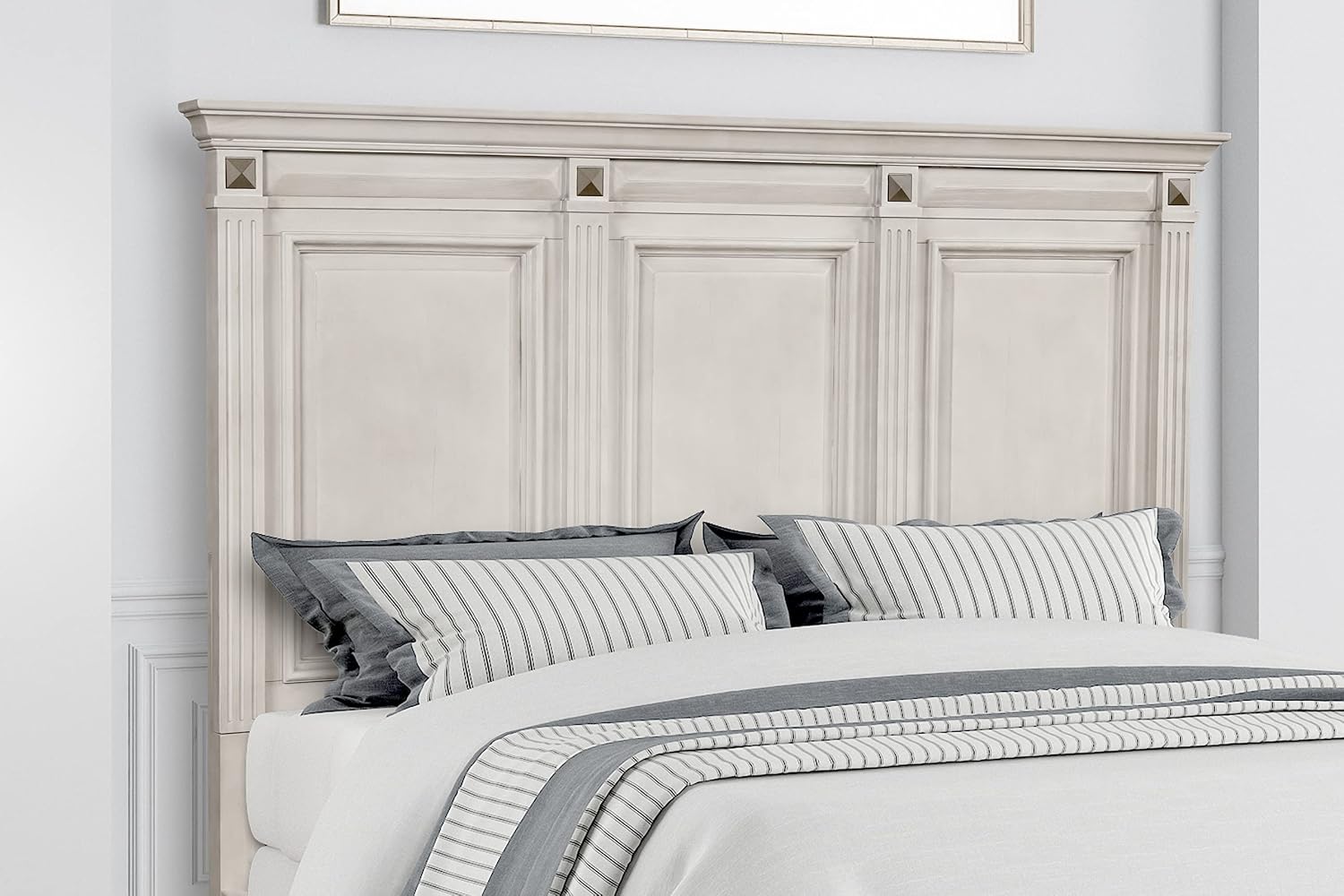 Roundhill Furniture Renova Distressed Parchment Wood Bedroom Set, Panel Bed, Dresser, Mirror, Nightstand, King
