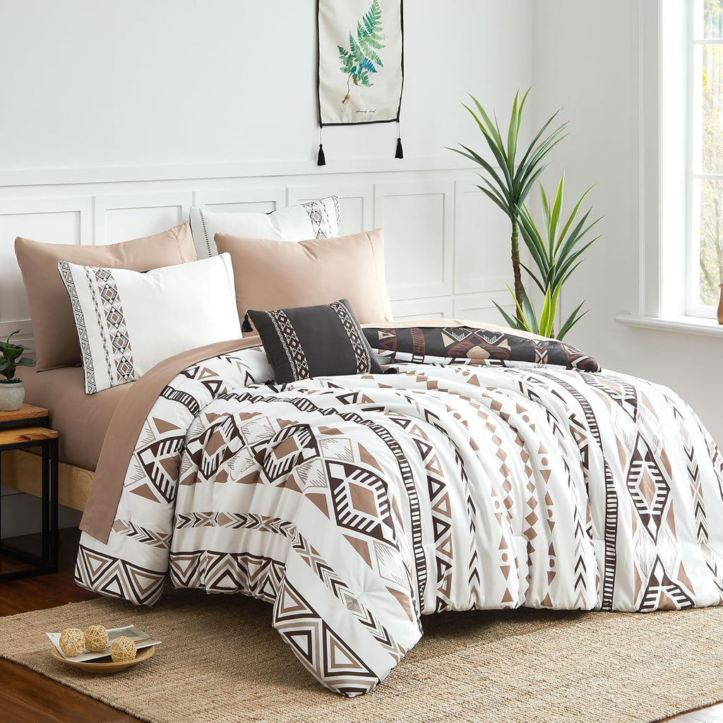 Geniospin Super King Plus Size Comforter Set- 7 Pieces Boho Bed in a Bag, Western Bedding Set for All Seasons, Reversible Aztec Bedding, Lightweight Comforter Bed Set with Sheets, Pillowcases & Shams