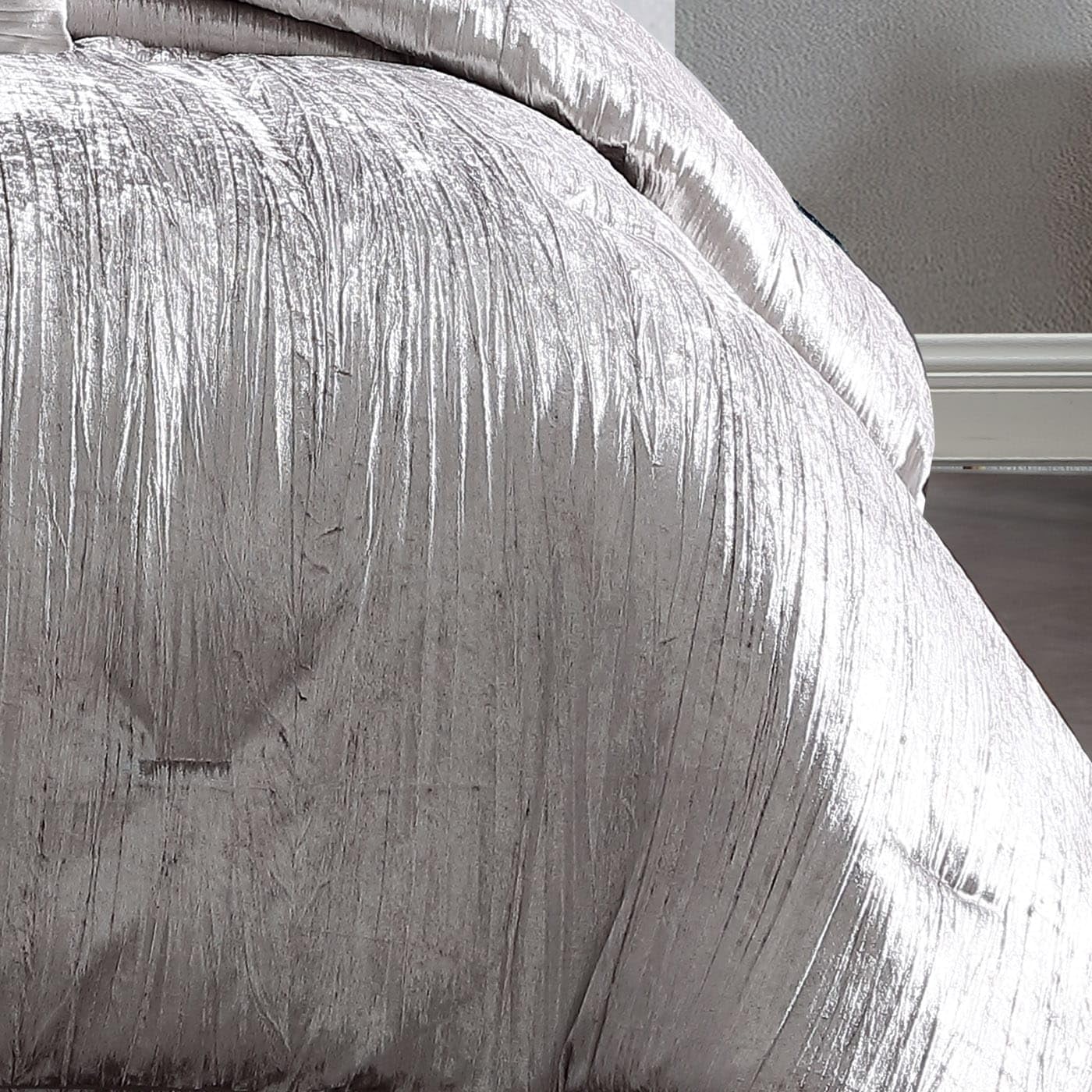 Riverbrook Home Turin Comforter Set, Twin, Silver, 6-Piece Set