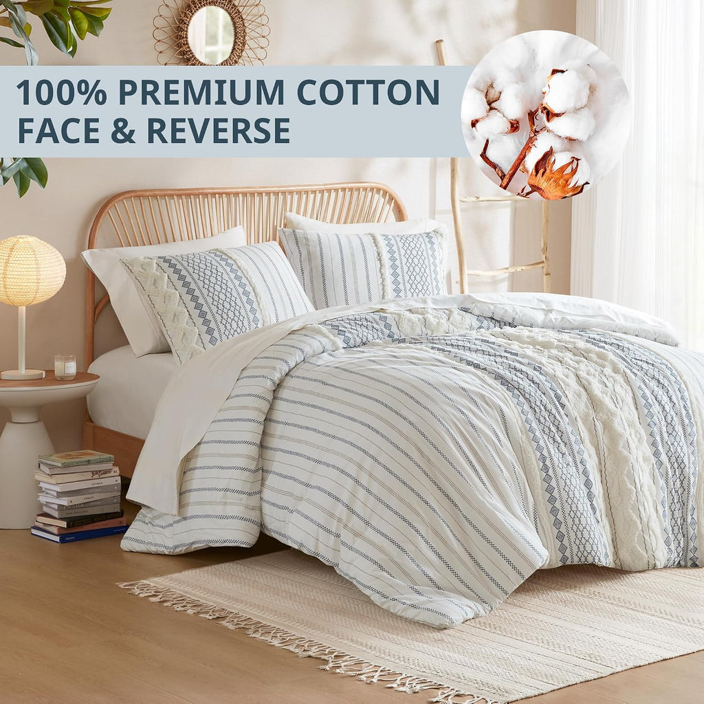 Ink+Ivy King Comforter Set, Boho Comforters, Breathable Cotton Bed Set, All Season Modern Chenille Tufted Comforter with Farmhouse Bedding Flare, Gifts for Woman, White/Navy 3 Piece