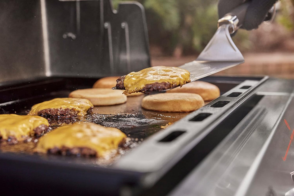 Weber Rust‑Resistant Outdoor Griddle Insert, Full‑Size – Pre-Seasoned Carbon Steel Griddle for Genesis 400 Series Gas Grills, Grill Accessory