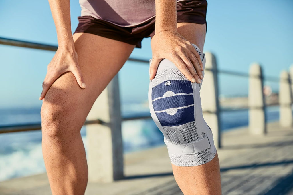 Bauerfeind - GenuTrain S - Hinged Knee Brace Support - Advanced Stability of the knee joint - Right Knee - Size 4 - Color Titanium