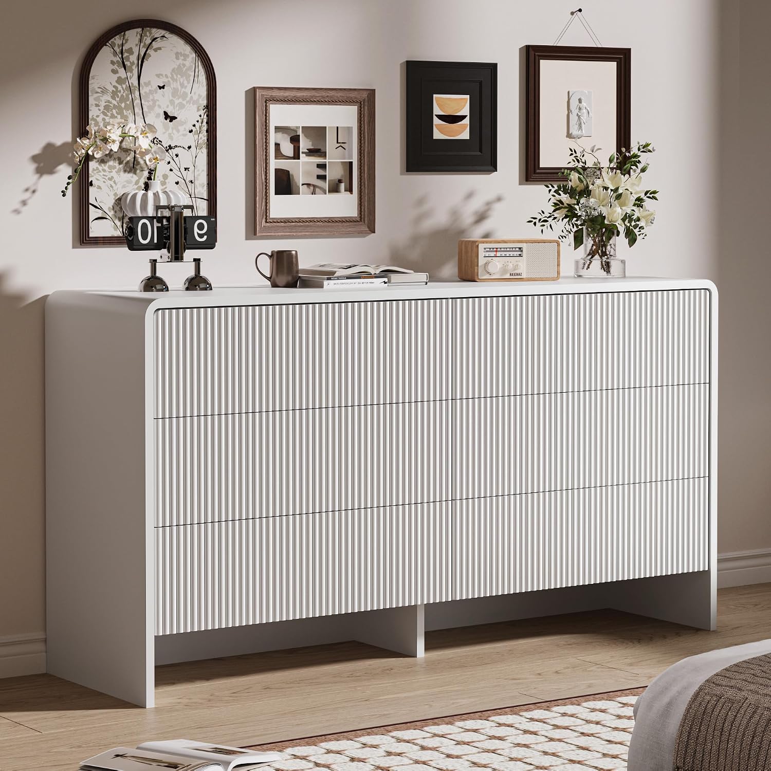 MAISONARIA 3-Piece Curved Dresser Bedroom Set, 6 Drawer Dresser & 2 Drawer Nightstands with Pop-up Design, Fluted Wood Chest of Drawers for Bedroom, Living Room, Entryway, White